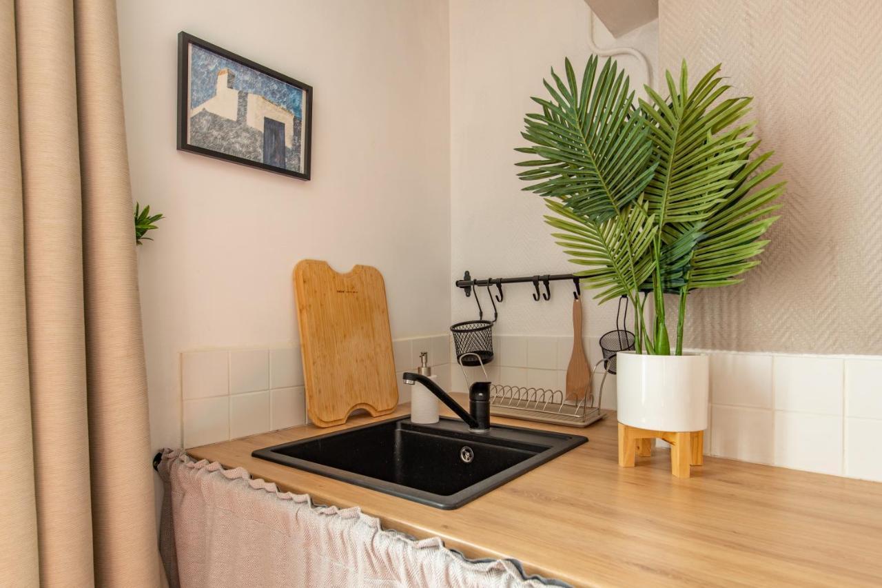 Charming Apartment In The Heart Of Wersal Zewnętrze zdjęcie
